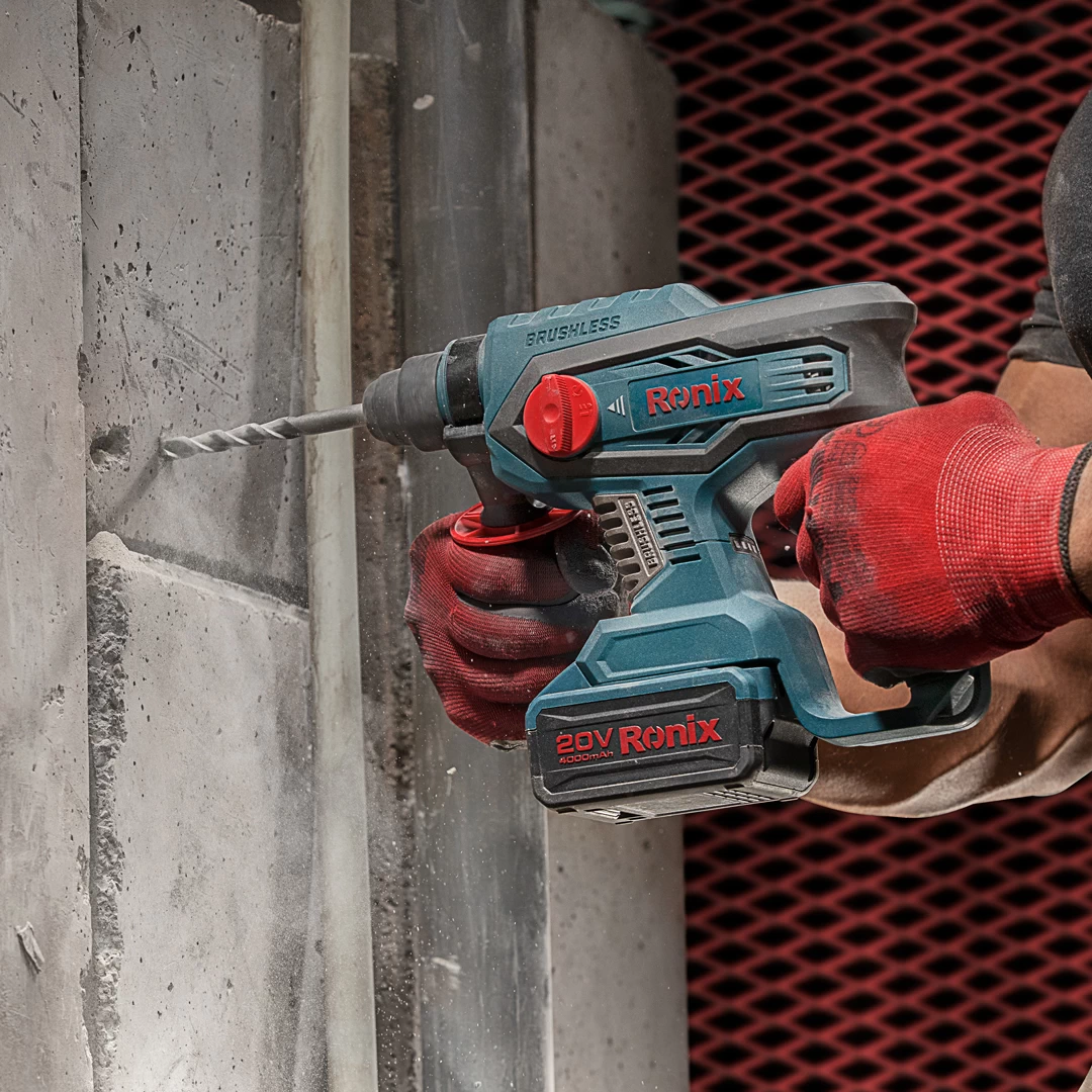 بتن کن شارژی براشلس 20 ولت 4 آمپر رونیکس مدل 8910 - Image 3